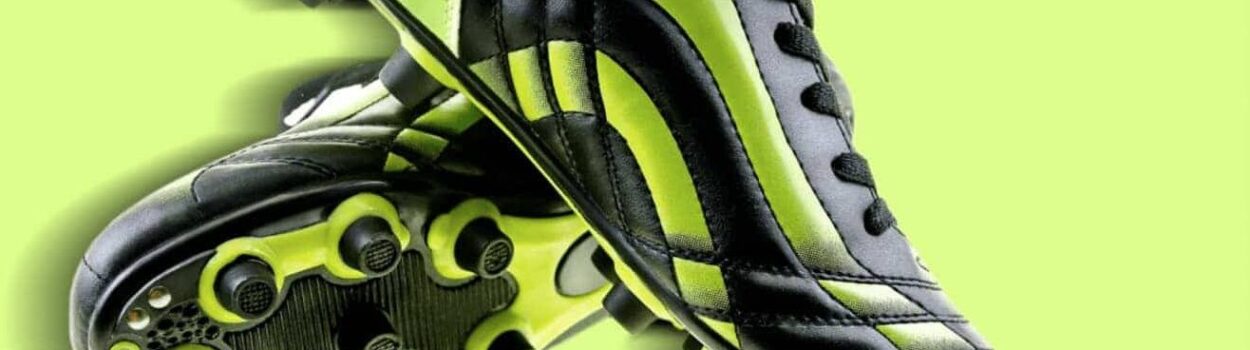 Product-retouching-video-graphic-boots